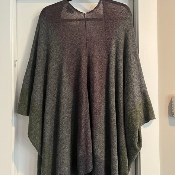 Roberta Roller Rabbit Cashmere Open Front Long Shawl/Cape - One Size - Picture 2 of 3